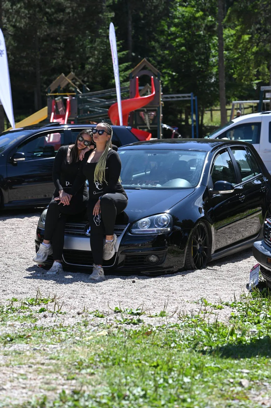 Tim na automoto susretu